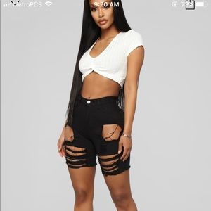 Fashion nova distressed shorts